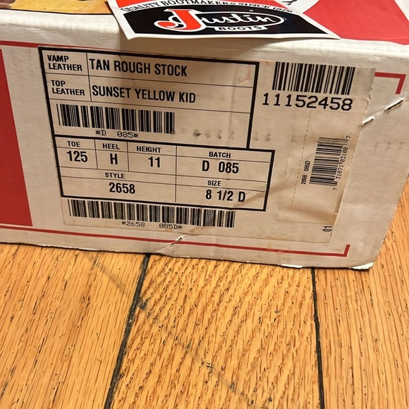 Justin Boots for men. Like new! Size 8.5 - Picture 3 of 11